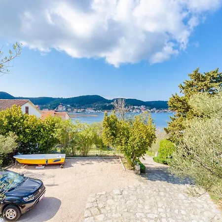 Zorka Apartman Supetarska Draga